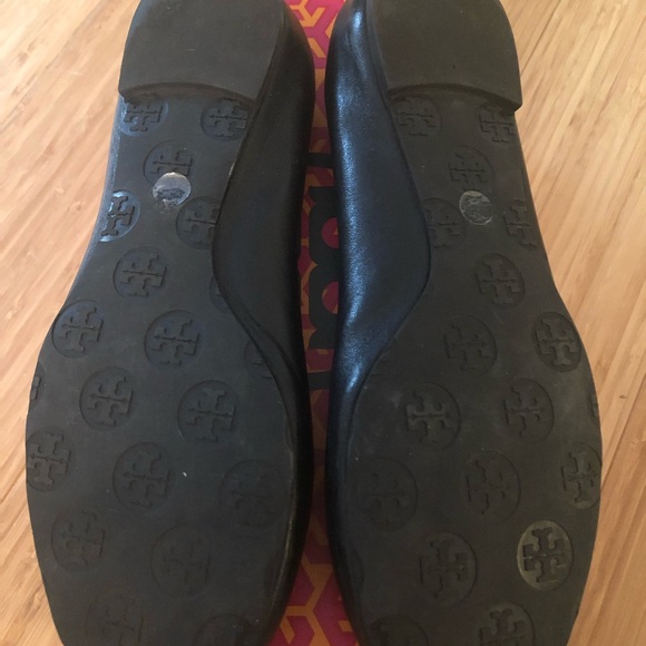 Tory Burch Reva Flat - Picture 2 of 7
